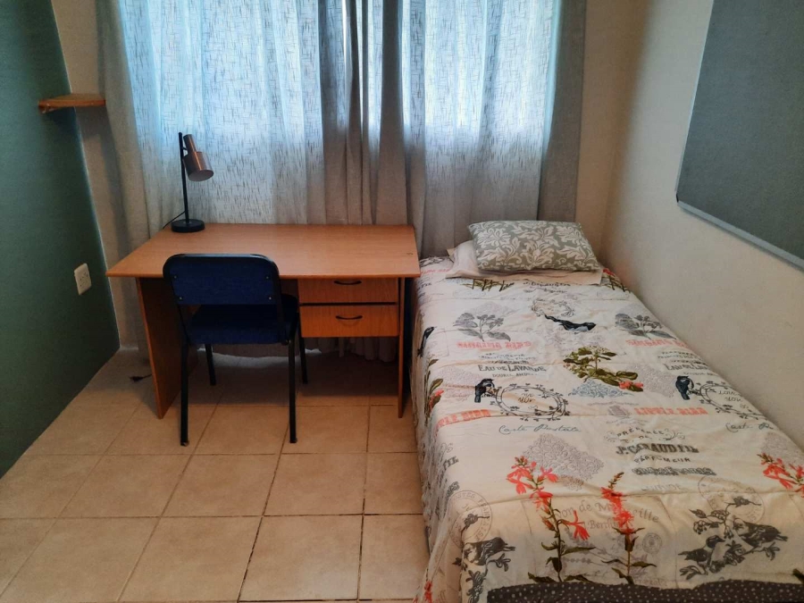 8 Bedroom Property for Sale in Summerstrand Eastern Cape